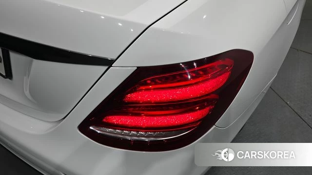 Mercedes-Benz E-Class W213 id 4727939 из Кореи 15