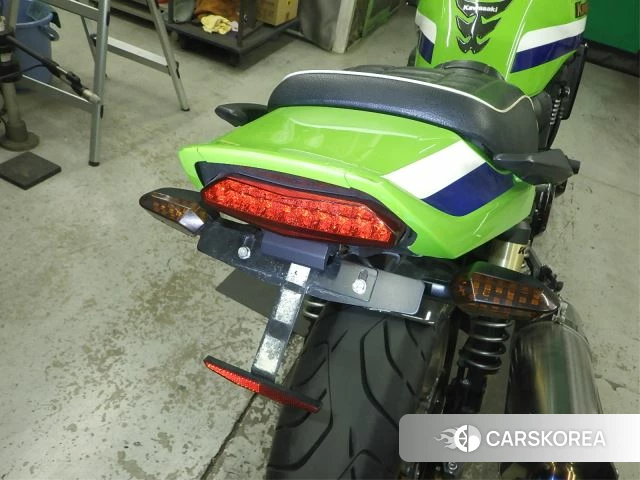 Kawasaki ZRX 1200 id 4206280 из Японии 15