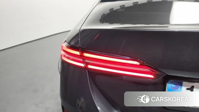 BMW 5 Series (G60) id 4421543 из Кореи 15