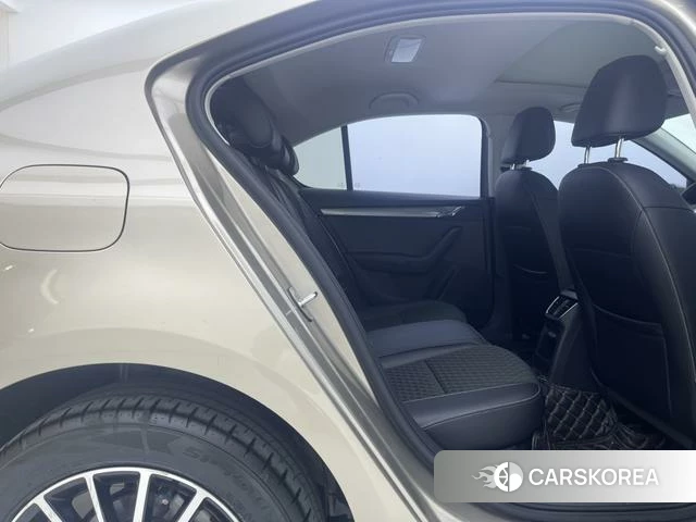 Skoda Octavia id 4253274 из Китая 15