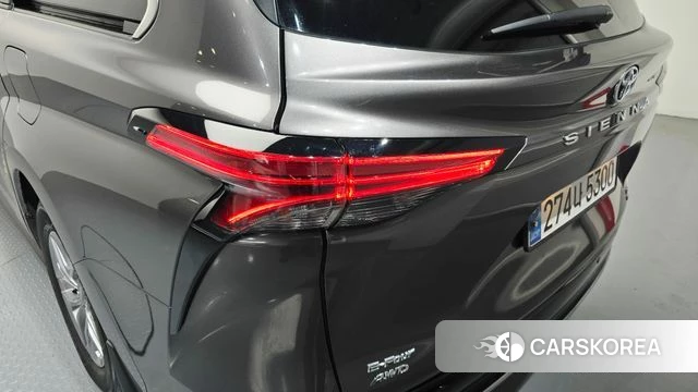 Toyota Sienna 4th Generation id 4222853 из Кореи 15