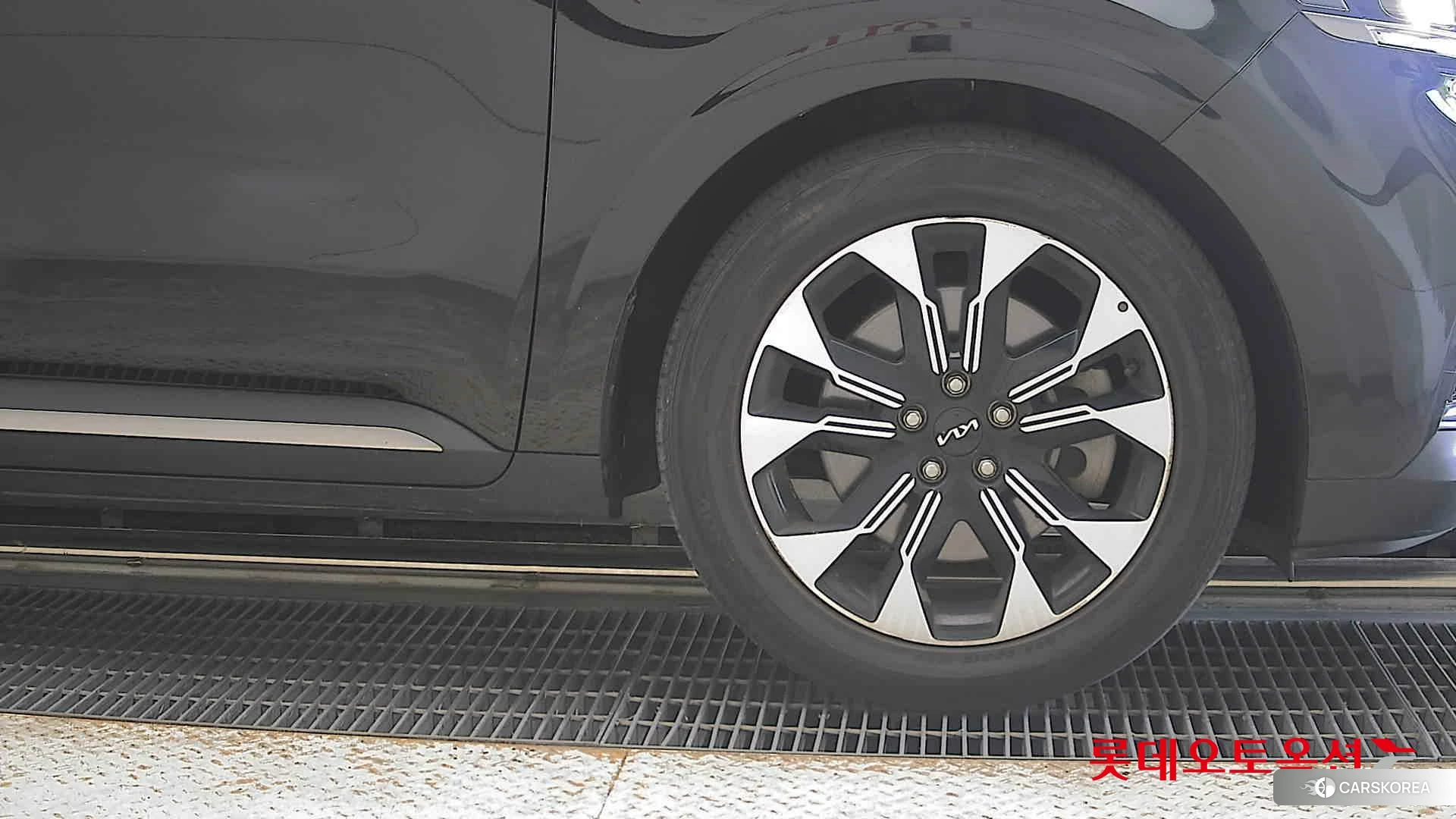 Kia Carnival id 4679363 из Кореи 15