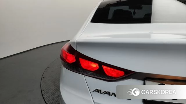 Hyundai Avante AD id 4397978 из Кореи 15