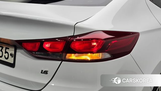 Hyundai Avante AD id 4900880 из Кореи 15