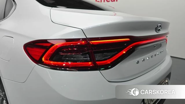 Hyundai Grandeur IG id 4286360 из Кореи 15