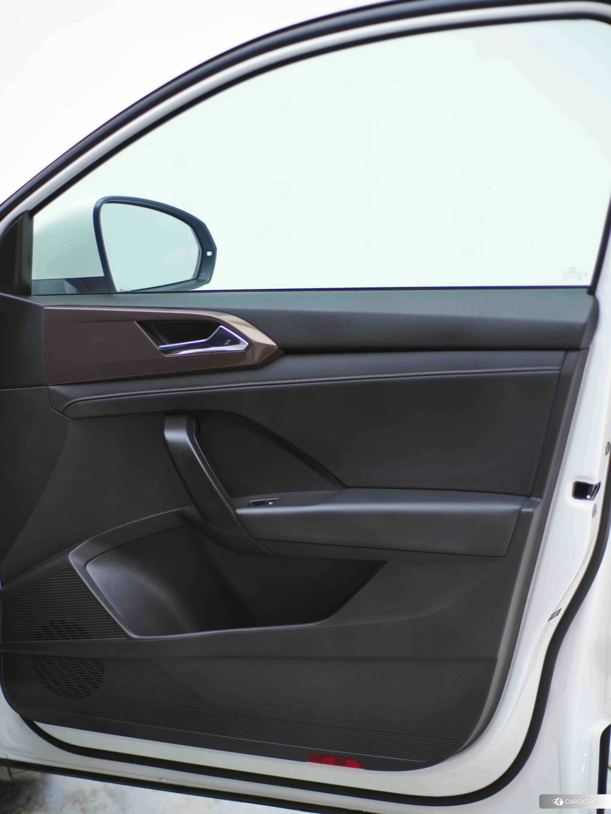 Volkswagen Tuyue id 4512794 из Китая 15
