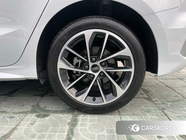 Audi A3 id 4261742 из Китая 15