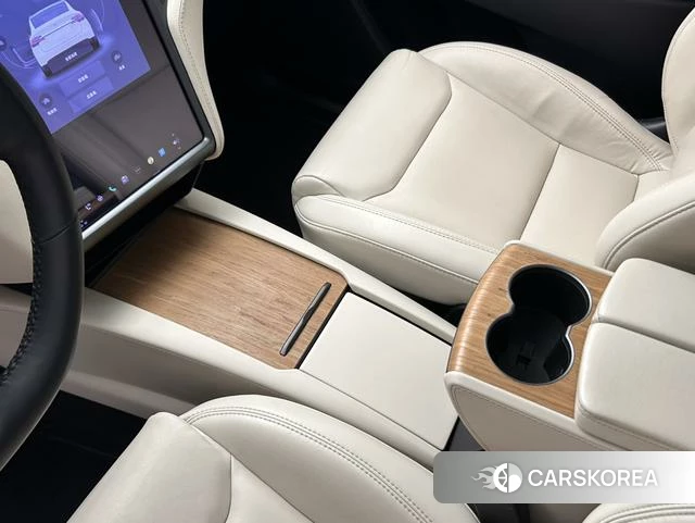 Tesla Model X id 4221732 из Китая 15