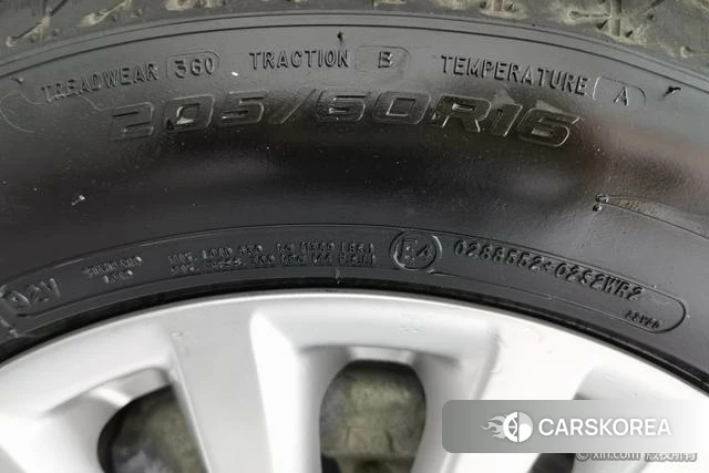 Roewe Ei5 id 4254378 из Китая 15