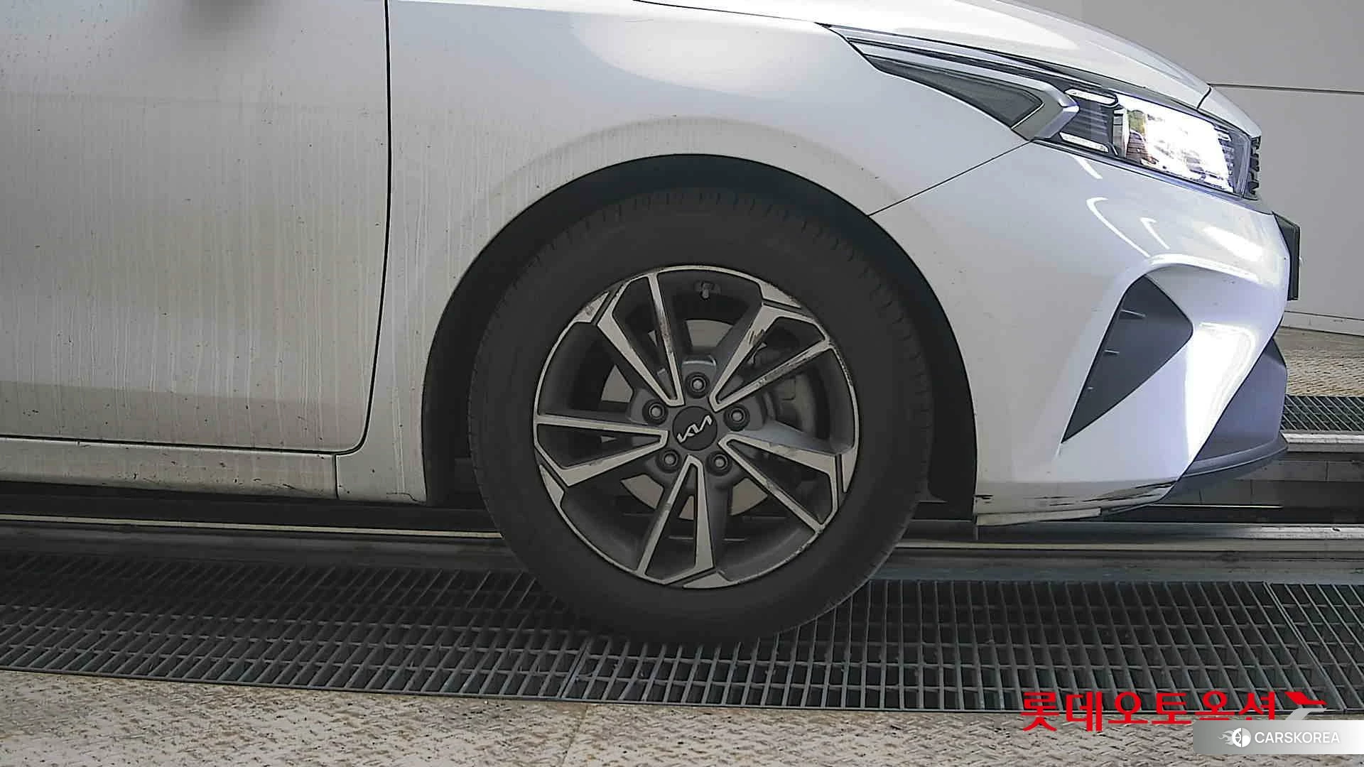 Kia K3 id 4296915 из Кореи 15