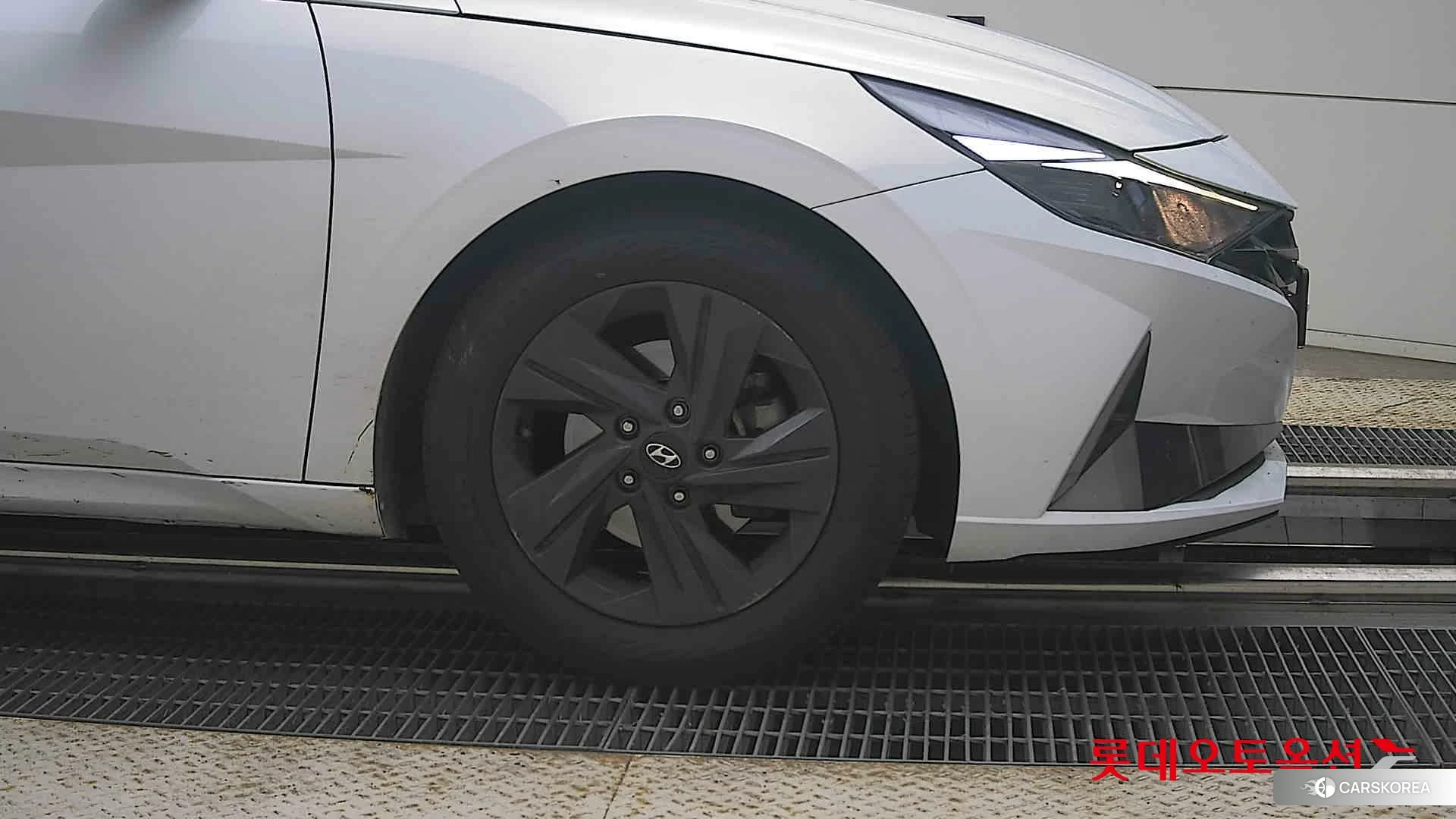 Hyundai Avante Hybrid id 4902383 из Кореи 15