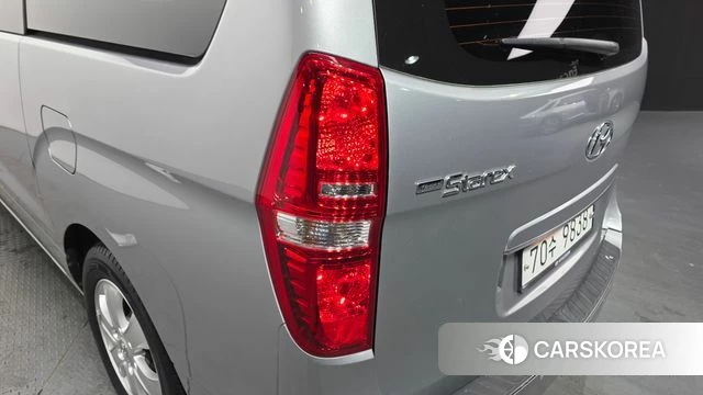 Hyundai The New Grand Starex id 4232311 из Кореи 15