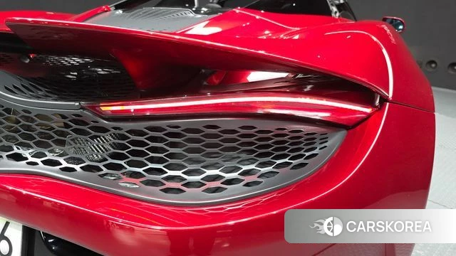 McLaren 750S id 4408159 из Кореи 15