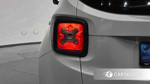 Jeep Renegade id 4549666 из Кореи 15