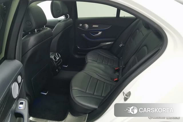 Mercedes-Benz Class C id 4306995 из Китая 15