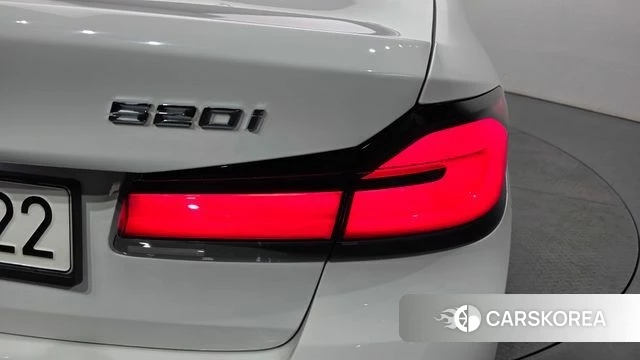 BMW 5 Series (G30) id 4470717 из Кореи 15