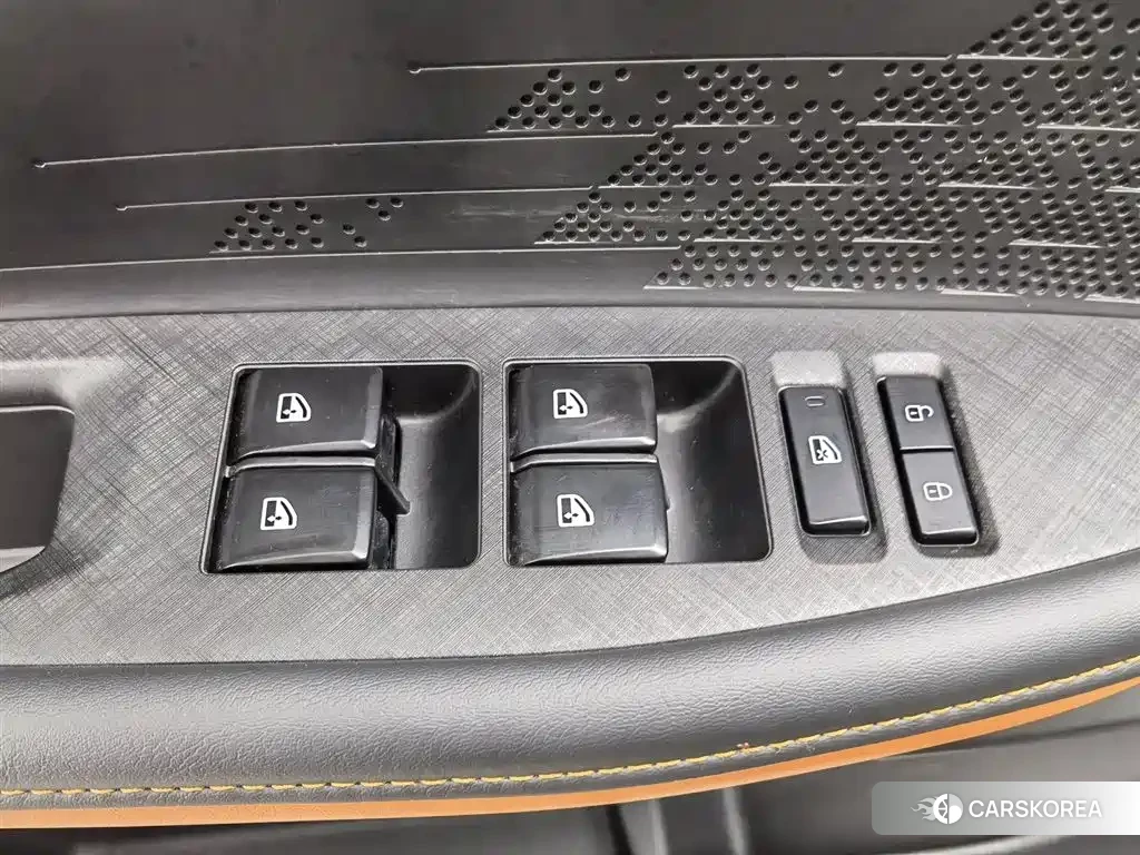 Chang'an Changan UNI-V id 4545736 из Китая 15