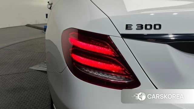 Mercedes-Benz E-Class W213 id 4907111 из Кореи 15