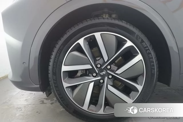 Ideal car Ideal L7 id 4210485 из Китая 15