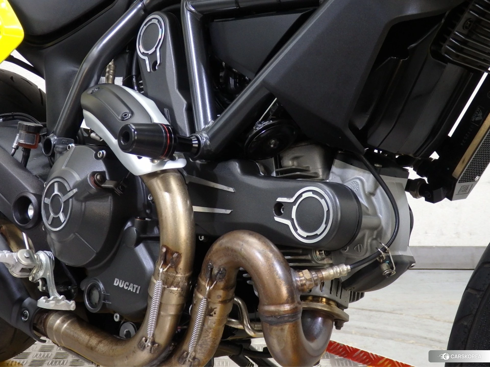 OTHER DUCATI SCRAMBLER F TRUCK PRO id 3948892 из Японии 15