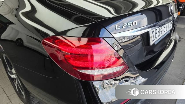 Mercedes-Benz E-Class W213 id 4557359 из Кореи 15