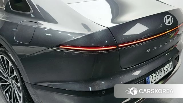 Hyundai Grandeur (GN7) id 4468803 из Кореи 15