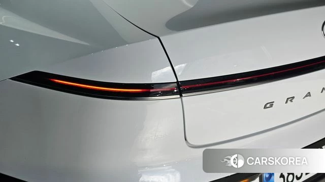 Hyundai Grandeur (GN7) id 4469018 из Кореи 15