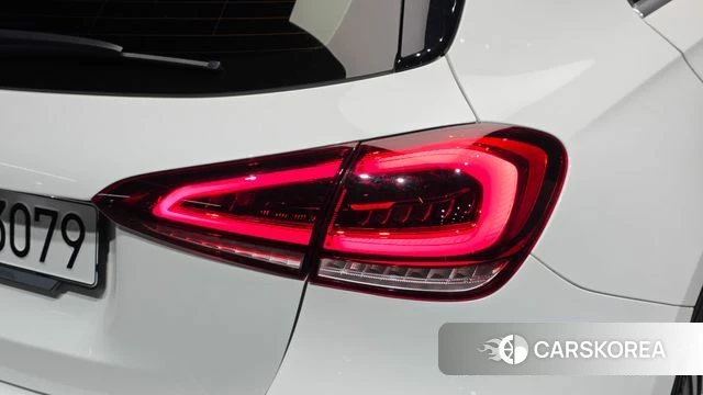 Mercedes-Benz A-Class W177 id 4517849 из Кореи 15