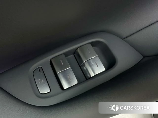 Xiaomi Car Xiaomi YU7 id 4182619 из Китая 15