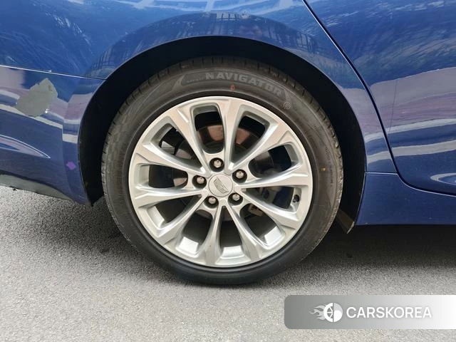 Cadillac CT5 id 4221605 из Китая 15