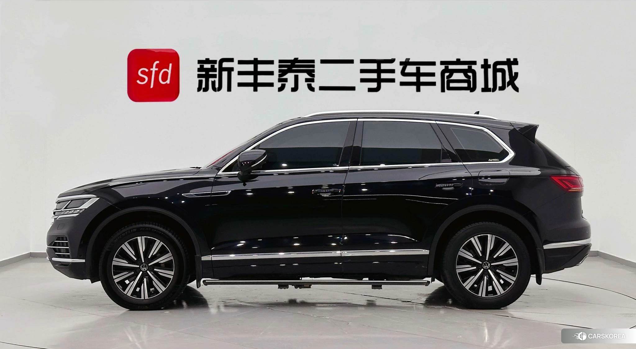 Volkswagen Touareg PHEV id 4420083 из Китая 15