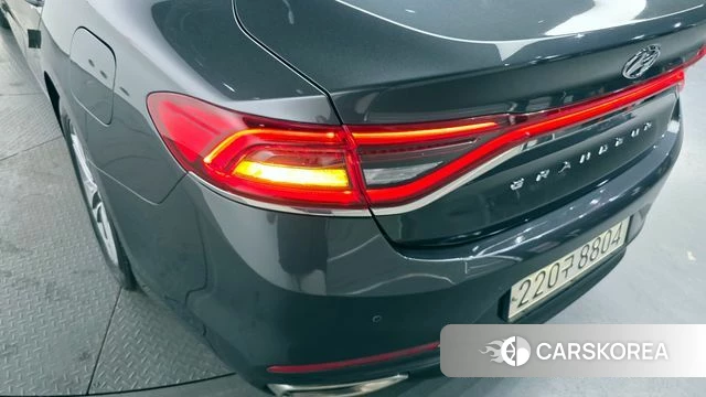 Hyundai Grandeur IG id 4251132 из Кореи 15