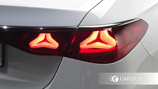 Mercedes-Benz E-Class W214 id 4777991 из Кореи 15