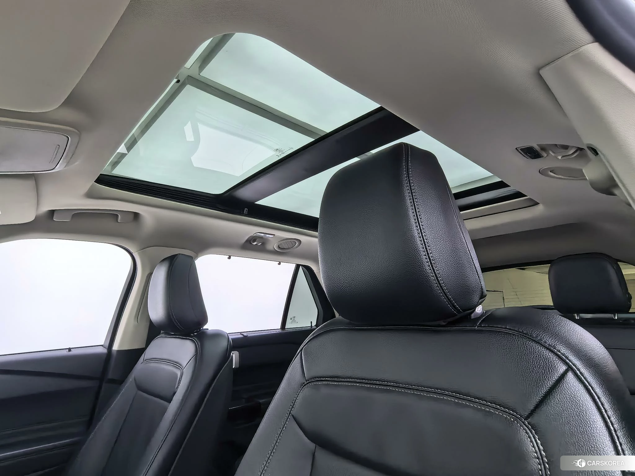 Ford Explorer id 4406125 из Китая 15
