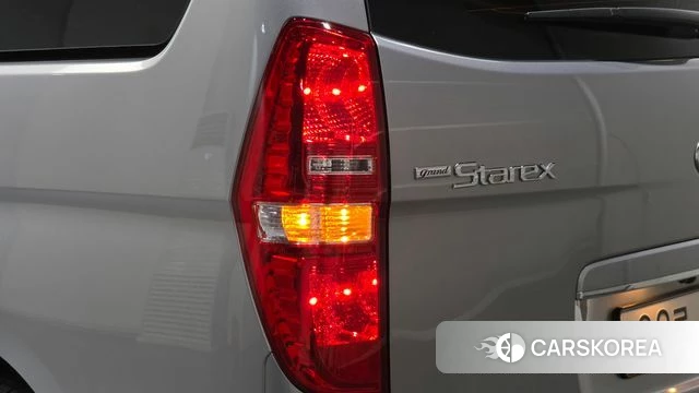 Hyundai The New Grand Starex id 4458617 из Кореи 15