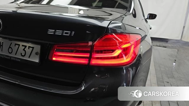 BMW 5 Series (G30) id 4610408 из Кореи 15