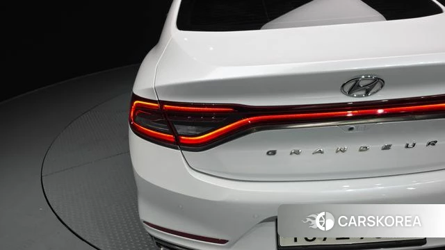 Hyundai Grandeur IG id 4363110 из Кореи 15