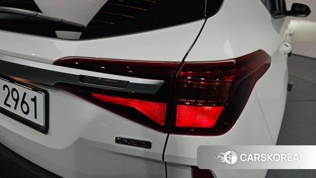 Kia Seltos id 4283508 из Кореи 15