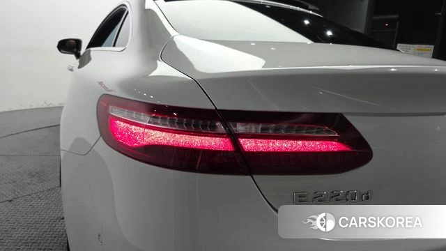 Mercedes-Benz E-Class W213 id 4785617 из Кореи 15