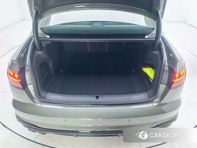 Audi S4 id 4263925 из Китая 15
