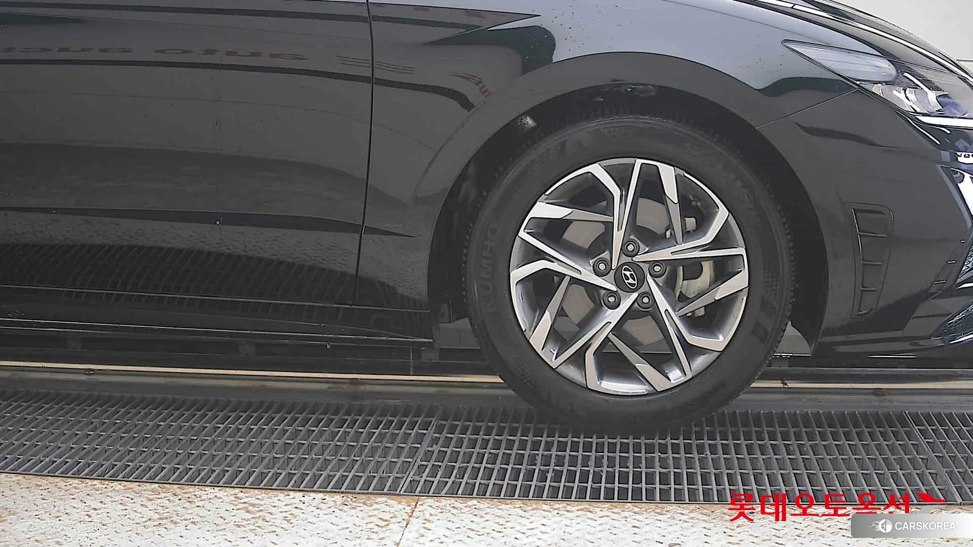 Hyundai Sonata id 4669117 из Кореи 15