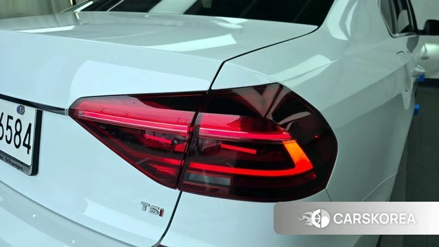 Volkswagen The New Passat id 4345595 из Кореи 15