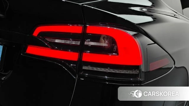 Tesla Model X id 4773968 из Кореи 15