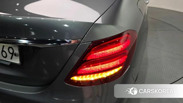 Mercedes-Benz E-Class W213 id 4672170 из Кореи 15
