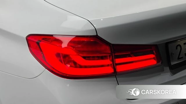 BMW 5 Series (G30) id 4708534 из Кореи 15