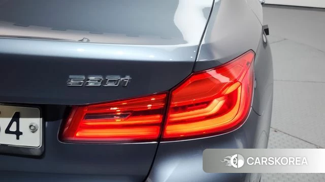 BMW 5 Series (G30) id 4596051 из Кореи 15