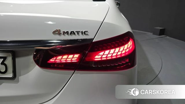 Mercedes-Benz E-Class W213 id 4637180 из Кореи 15