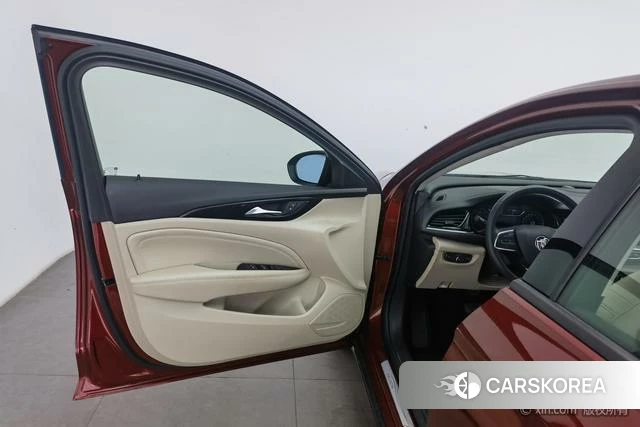 Buick Regal id 4253560 из Китая 15