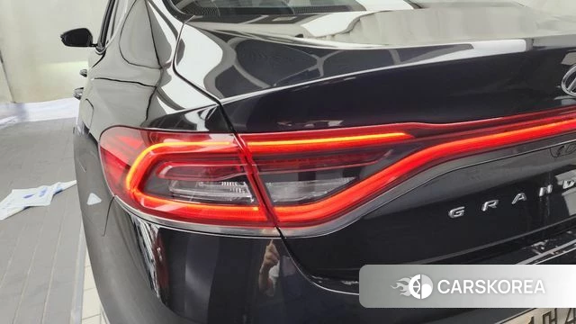 Hyundai Grandeur IG id 4620721 из Кореи 15