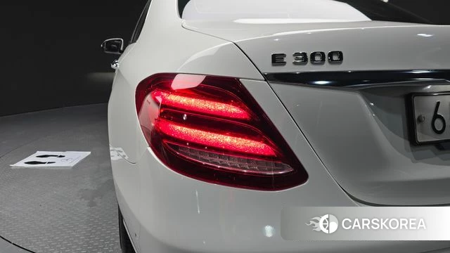 Mercedes-Benz E-Class W213 id 4483373 из Кореи 15